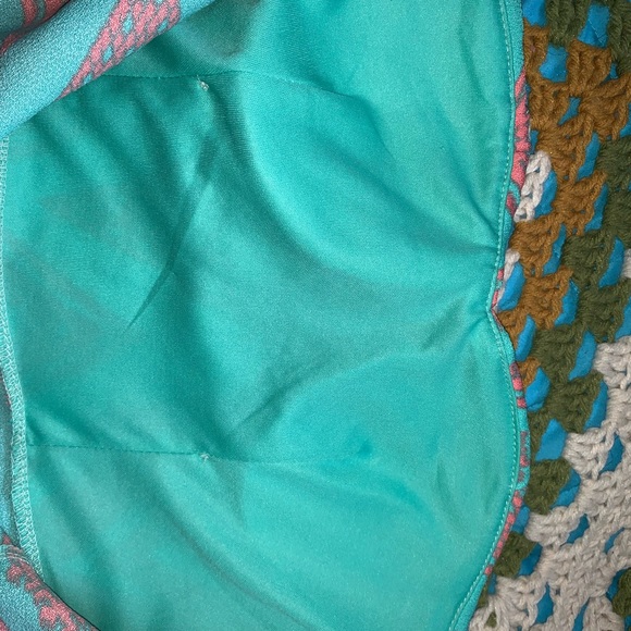 Peplum sleeveless top 🦠 - Picture 4 of 4